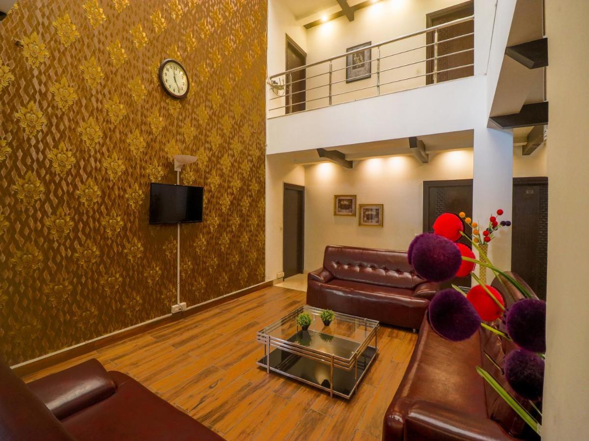 Dreamz Hospitality Gurgaon Hotel Kültér fotó